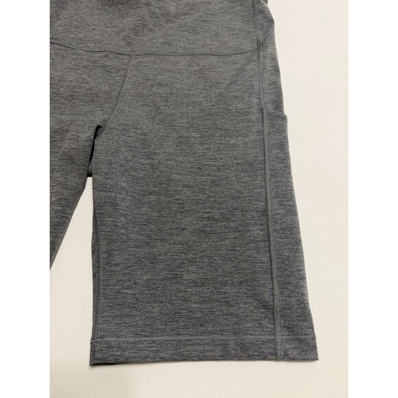 Athleta Ultimate Stash Pocket 9" Shorts Women's Size Large Heather Grey Gym Yoga - Picture 4 of 12